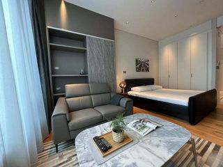 For rent studio condo in Pathum Wan, Bangkok