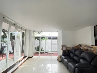 出租 3 卧室 独立屋 在 Mueang Samut Prakan, Samut Prakan