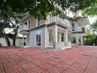 出租 3 卧室 独立屋 在 Mueang Samut Prakan, Samut Prakan