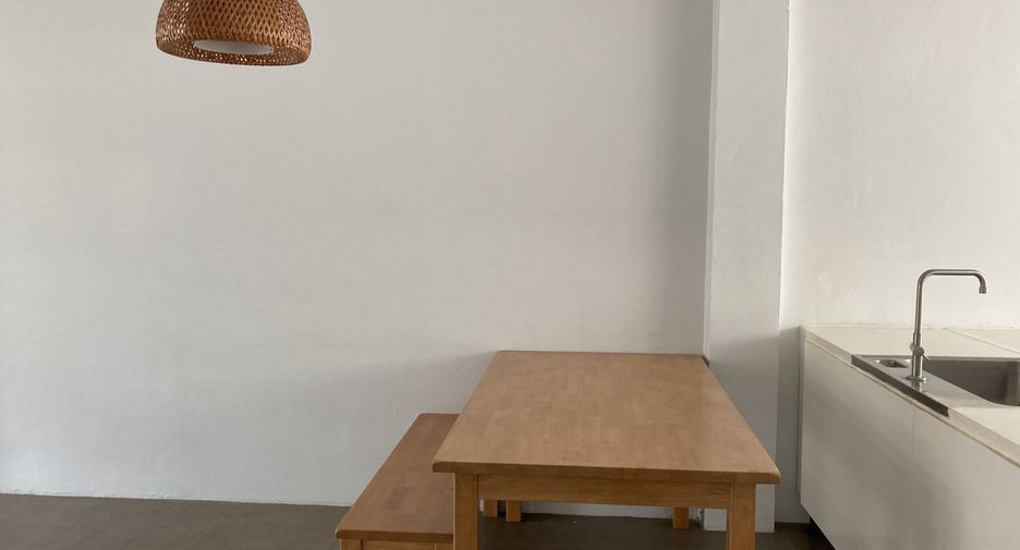 Reihenhaus zum Kauf und zur Miete mit 3 Zimmer in Bang Khun Thian, Bangkok