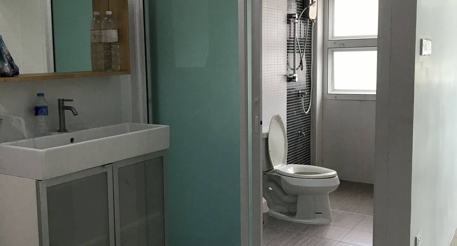 Reihenhaus zum Kauf und zur Miete mit 3 Zimmer in Bang Khun Thian, Bangkok