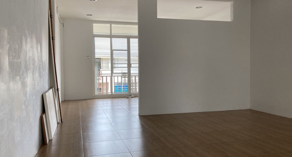 Reihenhaus zum Kauf und zur Miete mit 3 Zimmer in Bang Khun Thian, Bangkok