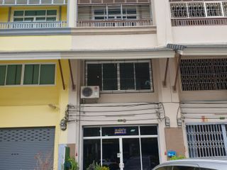 ขาย และ ให้เช่า 3 ห้องนอน ทาวน์เฮ้าส์ ใน บางขุนเทียน, กรุงเทพฯ
