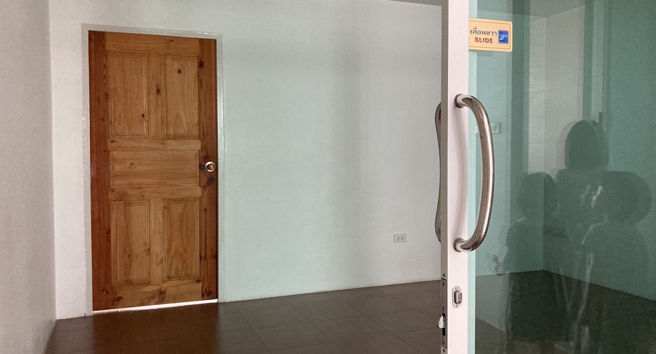 Reihenhaus zum Kauf und zur Miete mit 3 Zimmer in Bang Khun Thian, Bangkok