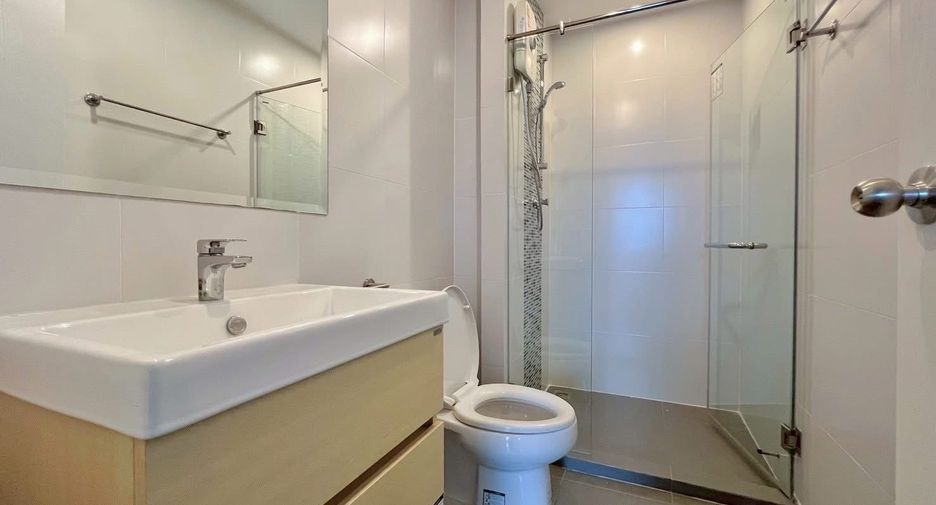For rent 2 bedrooms condo in Bang Sue, Bangkok