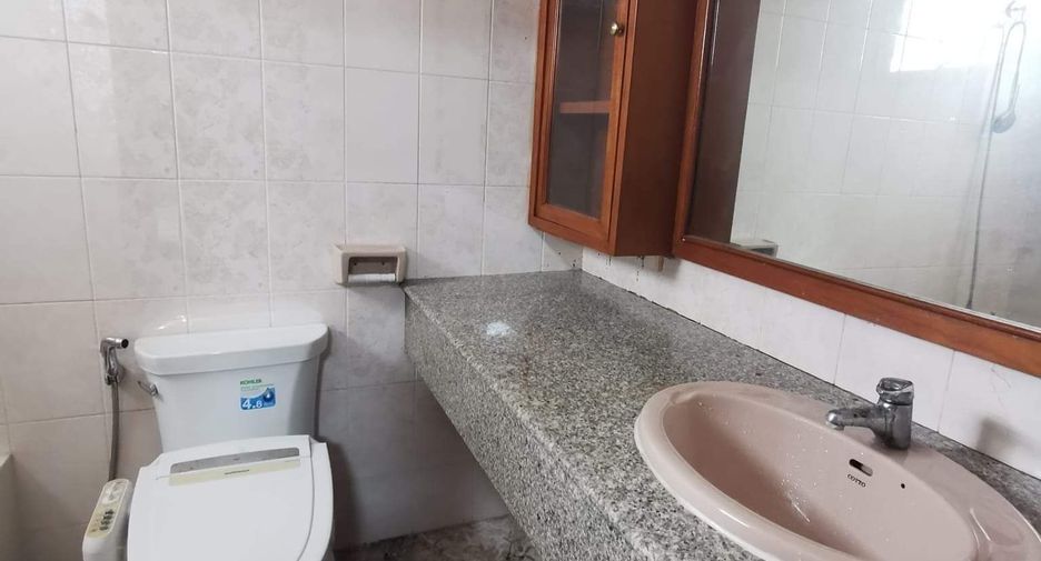 À vendre et à louer 2 chambres condo à Lak Si, Bangkok