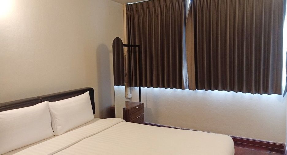 For rent 2 bedrooms apartment in Sathon, Bangkok