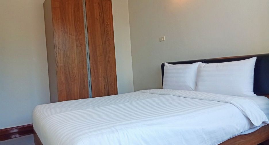 For rent 2 bedrooms apartment in Sathon, Bangkok