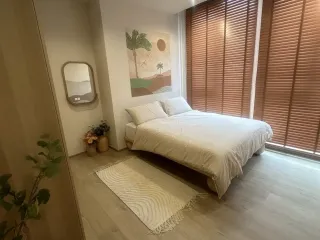 For rent 2 bedrooms condo in Phra Khanong, Bangkok
