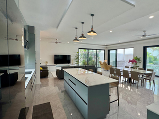 For sale 3 bedrooms villa in Bang Lamung, Chonburi