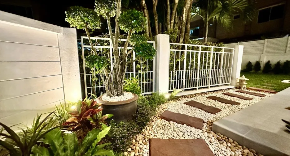 For sale and for rent 3 bedrooms house in Thalang, Phuket