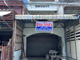 For sale 2 bedrooms retail Space in Mueang Samut Prakan, Samut Prakan