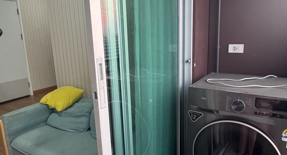 For rent 2 bedrooms condo in Yan Nawa, Bangkok