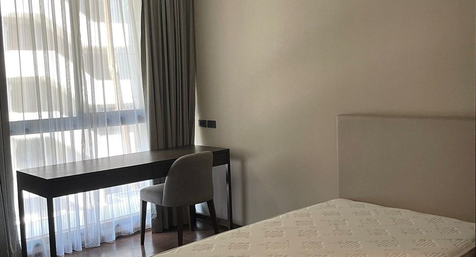 For rent 2 bedrooms condo in Sathon, Bangkok