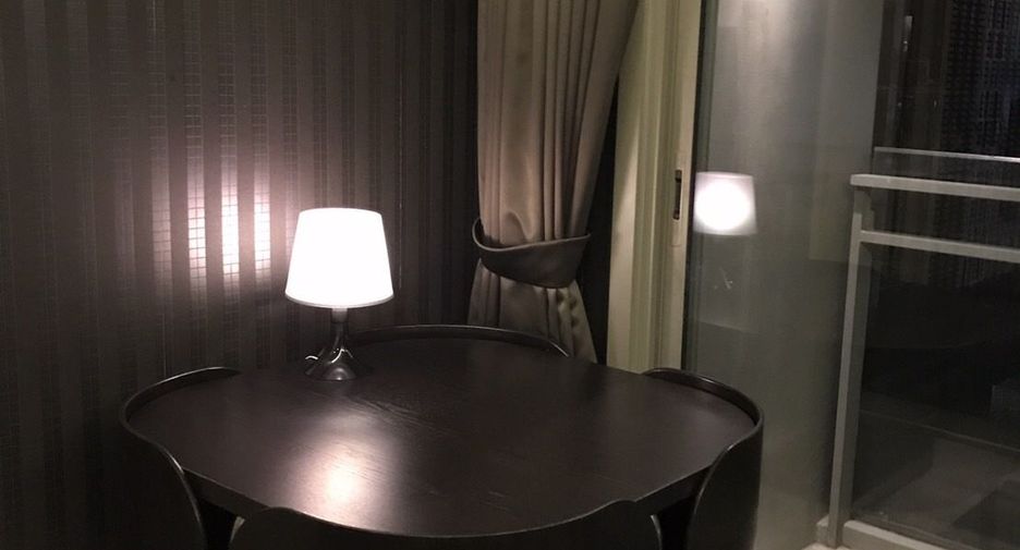 For rent 1 bed condo in Watthana, Bangkok