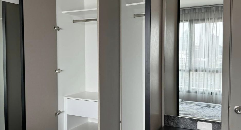 For rent 1 bed condo in Phra Khanong, Bangkok