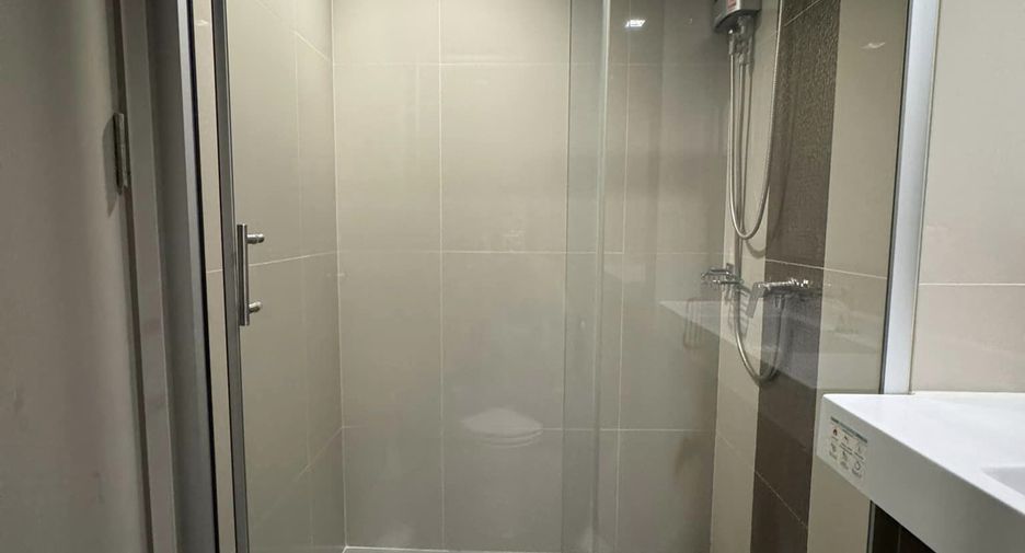 For rent 1 bed condo in Phra Khanong, Bangkok