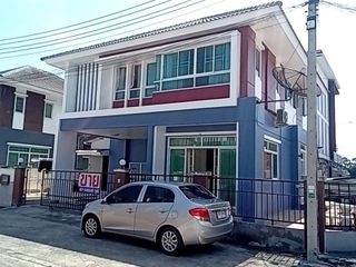 À vendre 3 chambres maison à Si Racha, Chonburi