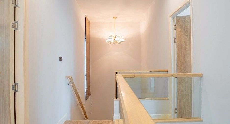 Casa en venta de 4 habitaciones en Bang Lamung, Chonburi