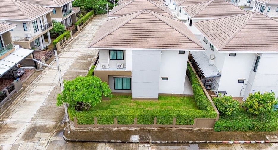 Casa en venta de 4 habitaciones en Bang Lamung, Chonburi
