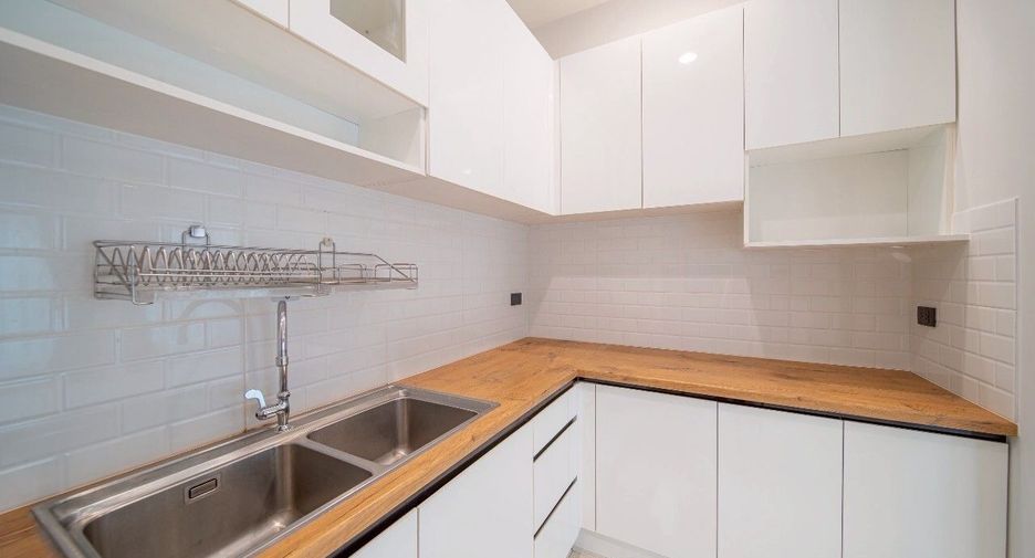 Casa en venta de 4 habitaciones en Bang Lamung, Chonburi