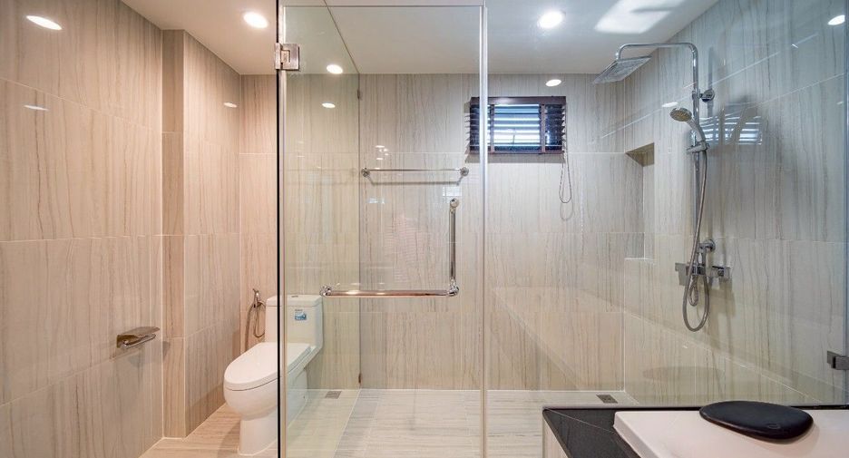 Casa en venta de 4 habitaciones en Bang Lamung, Chonburi
