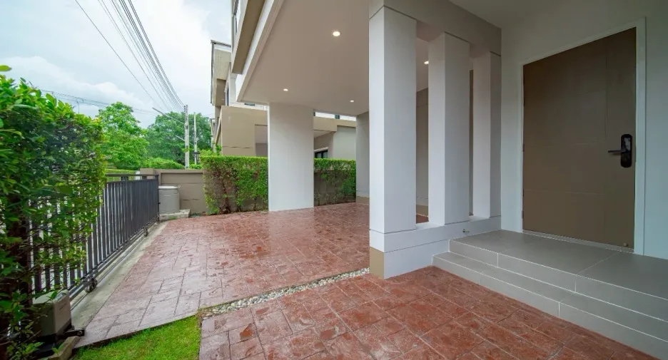 Casa en venta de 4 habitaciones en Bang Lamung, Chonburi