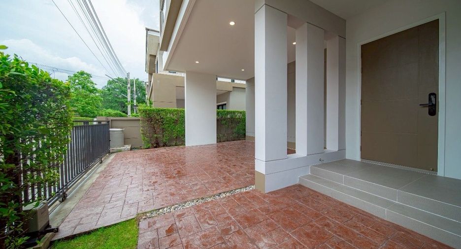 Casa en venta de 4 habitaciones en Bang Lamung, Chonburi