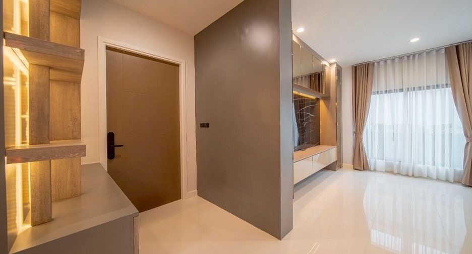 Casa en venta de 4 habitaciones en Bang Lamung, Chonburi