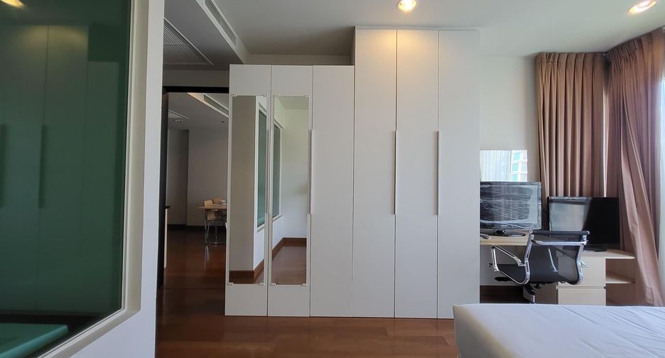 For rent 1 bed condo in Pathum Wan, Bangkok