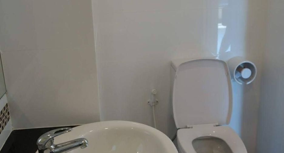 For rent 2 bedrooms condo in Lat Phrao, Bangkok