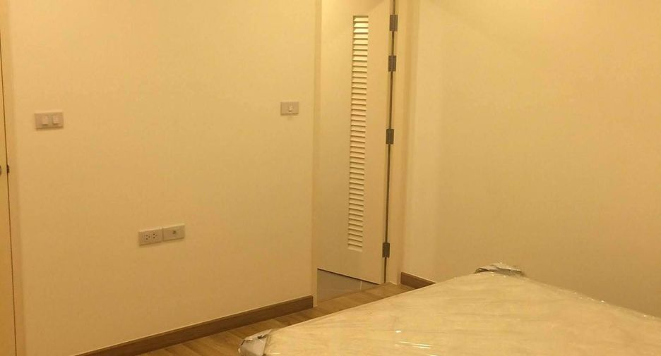 For rent 2 bedrooms condo in Lat Phrao, Bangkok