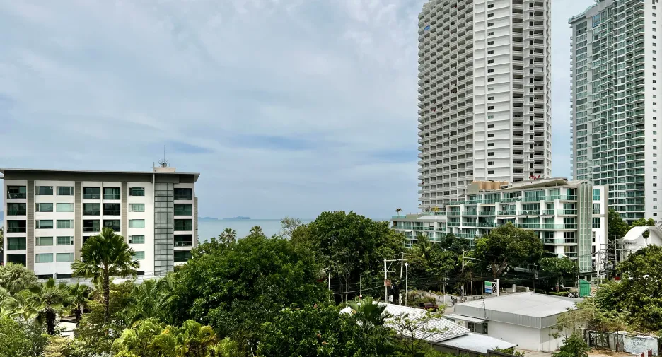 For sale 1 bed condo in Bang Lamung, Chonburi