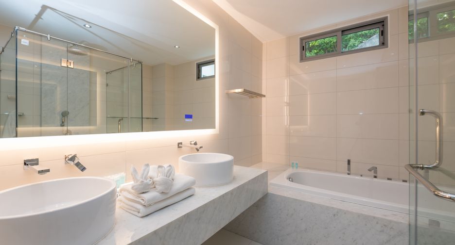 For sale and for rent 2 bedrooms condo in Mueang Phuket, Phuket