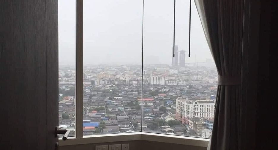 For rent 2 bedrooms condo in Bang Kho Laem, Bangkok