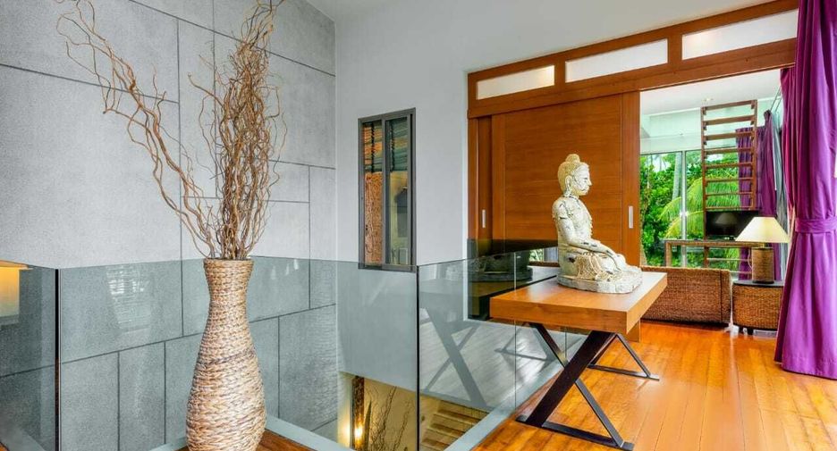 For sale 3 bedrooms villa in Mueang Phuket, Phuket