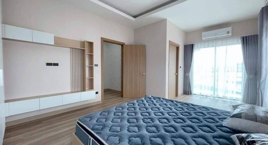 For sale 4 bedrooms villa in Bang Lamung, Chonburi