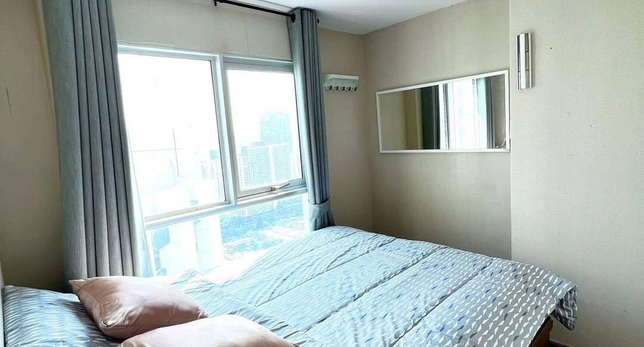 Condo en alquiler de 2 habitaciones en Huai Khwang, Bangkok