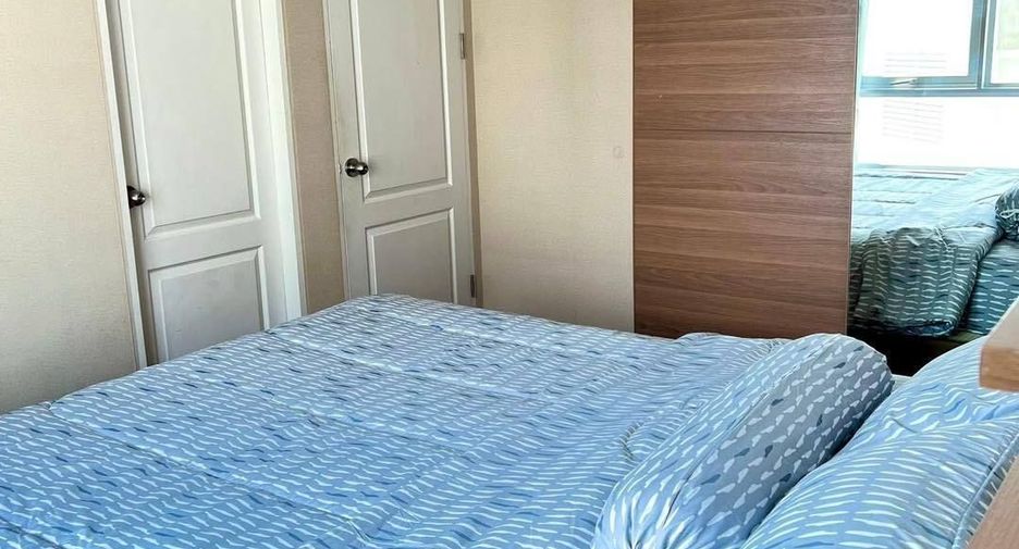 Condo en alquiler de 2 habitaciones en Huai Khwang, Bangkok