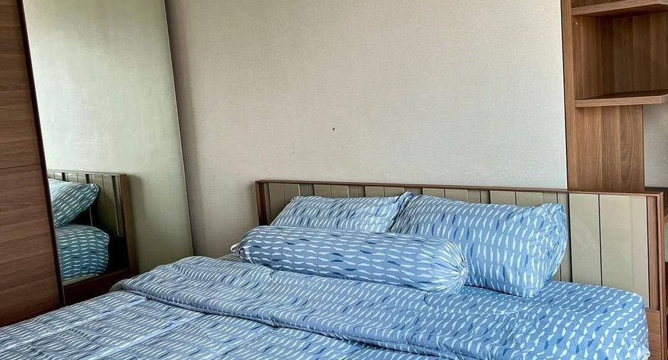Condo en alquiler de 2 habitaciones en Huai Khwang, Bangkok