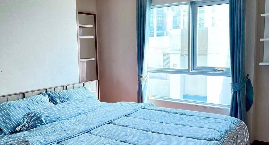 Condo en alquiler de 2 habitaciones en Huai Khwang, Bangkok