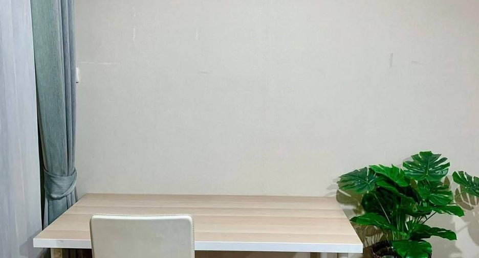 Condo en alquiler de 2 habitaciones en Huai Khwang, Bangkok