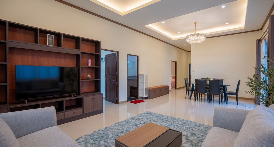 For sale 3 bedrooms villa in Bang Lamung, Chonburi