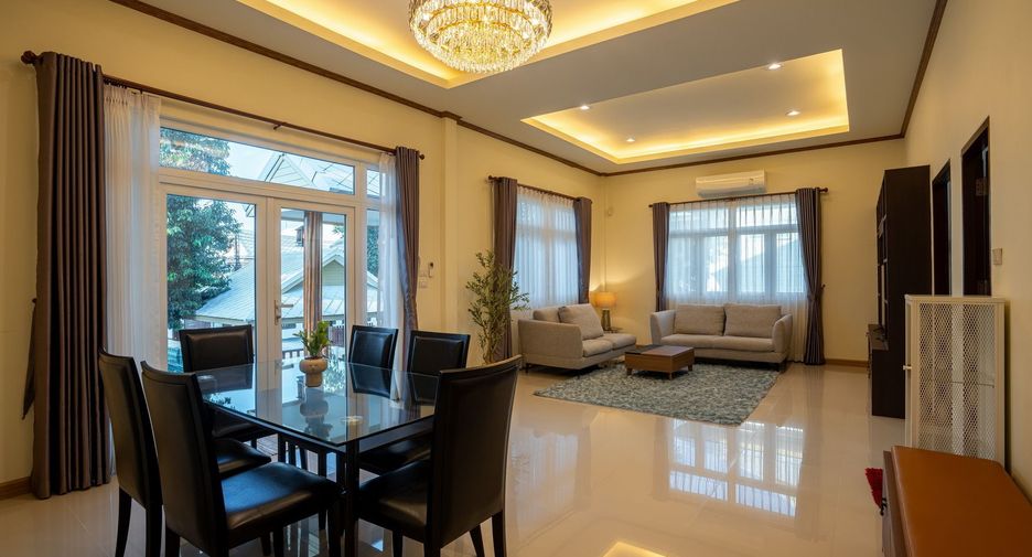 For sale 3 bedrooms villa in Bang Lamung, Chonburi