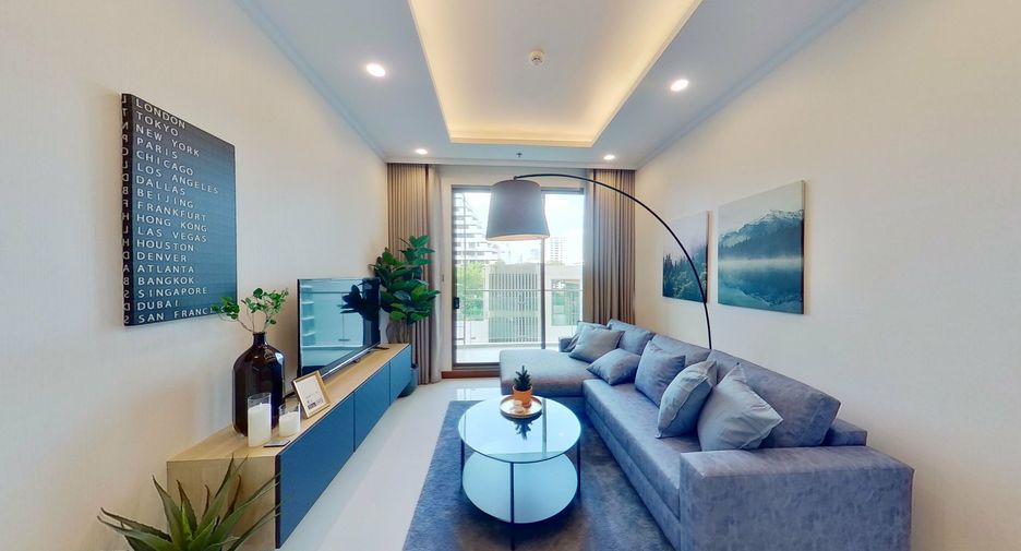 For rent 2 bedrooms condo in Watthana, Bangkok