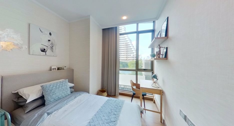 For rent 2 bedrooms condo in Watthana, Bangkok