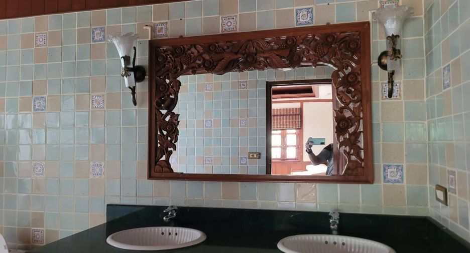 Продажа 4 спальни дом в Пхукет Тощн, Пхукет