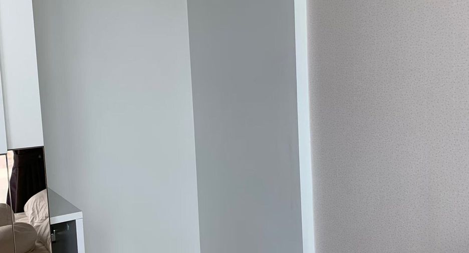 For rent 2 bedrooms condo in Phra Khanong, Bangkok