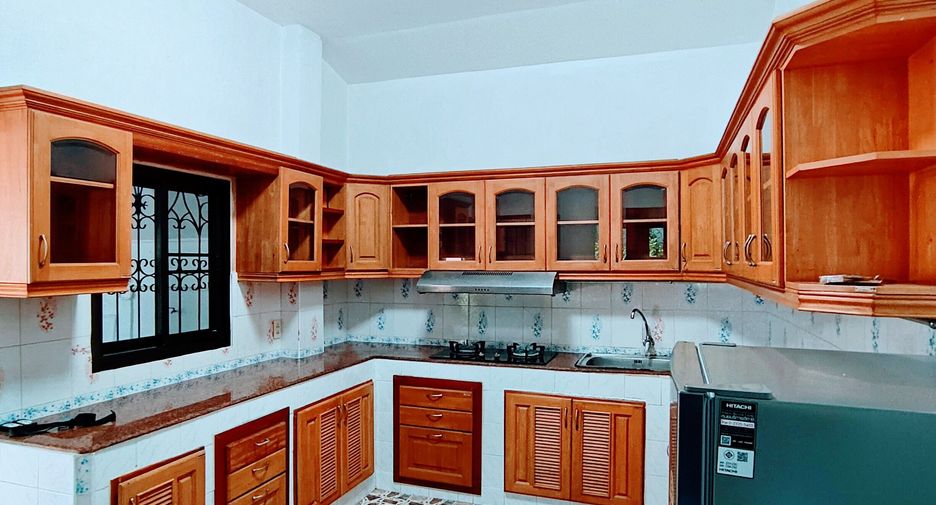 For rent 3 bedrooms house in Mueang Phuket, Phuket
