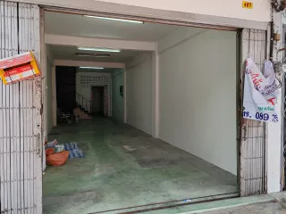 出租 5 卧室 商业空间 在 沙吞, 曼谷